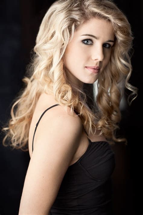 emily bett richards|Emily Bett Rickards Talks ARROW, Becoming a Series Regular, .